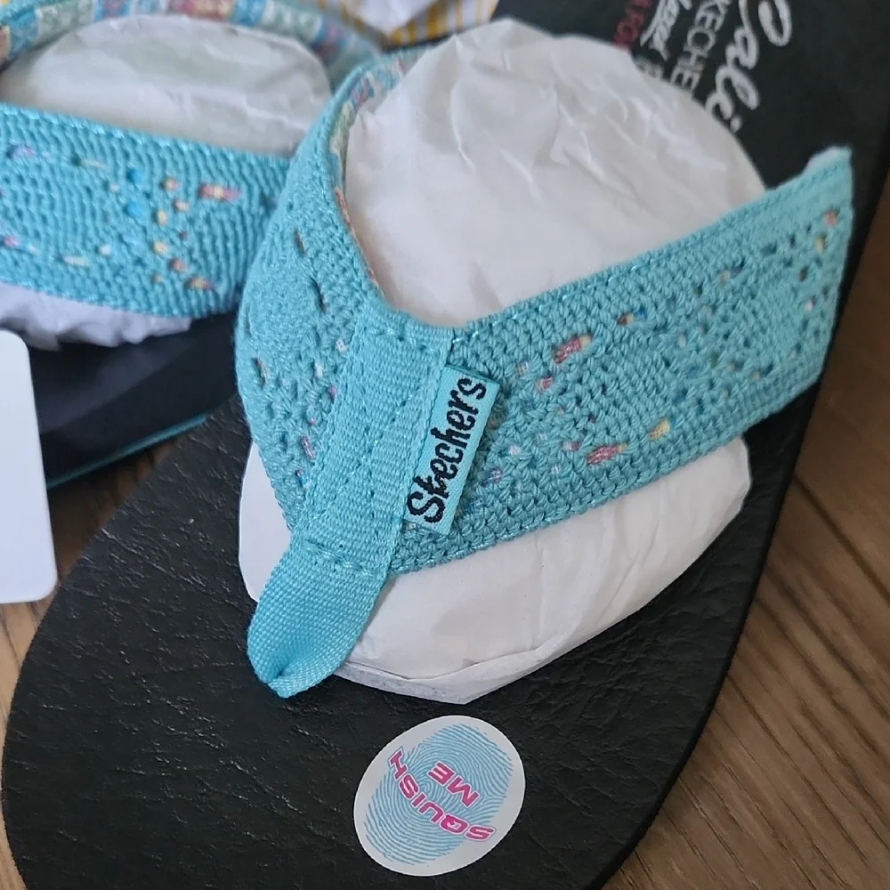 Skechers Womans Blue Flip Flops - Picture 2 of 4